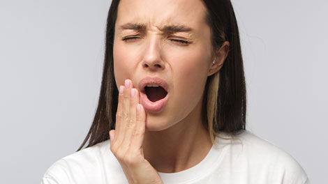 patient requiring jaw pain treatment in Sacramento