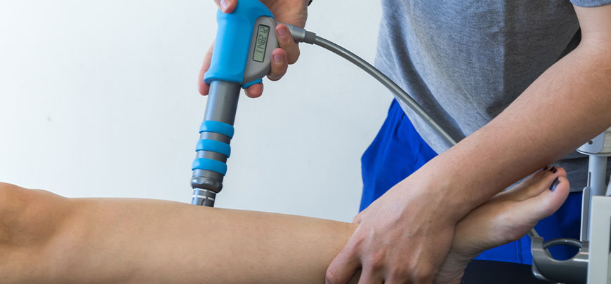 patient receiving shockwave therapy in Sacramento